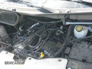 ✅ 2022 Ford Transit Cargo • VIN: 1FTBR3XGXNKA36454 • Lot: 42157740. Wystawiony na IAAI z przebiegiem 39 805 mil. Bezpłatny archiwum sprzedaży aukcyjnych z USA i szczegółowy raport historii pojazdu na DreamBid. Zdjęcie 13.