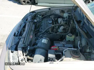 ✅ 1999 Ford Escort SE • VIN: 3FAFP15P9XR164302 • Lot: 42379366. Wystawiony na IAAI z przebiegiem 111 509 mil. Bezpłatny archiwum sprzedaży aukcyjnych z USA i szczegółowy raport historii pojazdu na DreamBid. Zdjęcie 13.