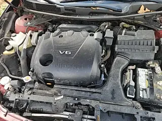 ✅ 2018 Nissan Maxima SV • VIN: 1N4AA6AP8JC378833 • Lot: 93641285. Listed on Copart with 247,488 mi. Free auction sales archive from the USA and detailed vehicle history report at DreamBid. Image 11.