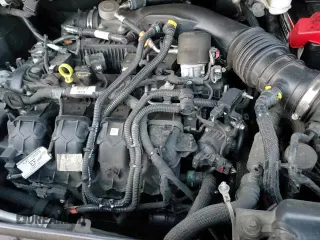 ✅ 2019 Ford Edge SEL • VIN: 2FMPK3J99KBC63107 • Lot: 92620765. Wystawiony na Copart z przebiegiem 104 138 mil. Bezpłatny archiwum sprzedaży aukcyjnych z USA i szczegółowy raport historii pojazdu na DreamBid. Zdjęcie 14.