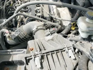 ✅ 2005 Ford Escape XLS Value • VIN: 1FMYU02Z95KB06733 • Lot: 42207569. Listed on IAAI with 135,083 mi. Free auction sales archive from the USA and detailed vehicle history report at DreamBid. Image 12.