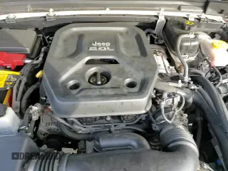 ✅ 2021 Jeep Wrangler Unlimited Sahara • VIN: 1C4HJXEN5MW646022 • Lot: 92092035. Wystawiony na Copart z przebiegiem 36 923 mil. Bezpłatny archiwum sprzedaży aukcyjnych z USA i szczegółowy raport historii pojazdu na DreamBid. Zdjęcie 14.