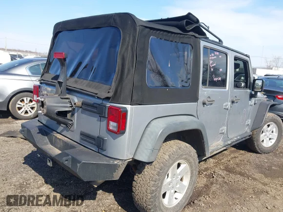 ✅ 2015 Jeep Wrangler Unlimited Sport • VIN: 1C4BJWDG3FL722215 • Lot: 44681346. Wystawiony na IAAI z przebiegiem 108 584 mil. Bezpłatny archiwum sprzedaży aukcyjnych z USA i szczegółowy raport historii pojazdu na DreamBid. Zdjęcie 4.