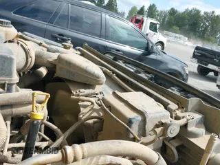 ✅ 2012 Ford F-250 XL • VIN: 1FT7W2B69CEA93084 • Lot: 42484710. Listed on IAAI with 102,637 mi. Free auction sales archive from the USA and detailed vehicle history report at DreamBid. Image 21.