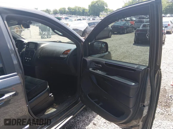 ✅ 2016 Dodge Grand Caravan American Value • VIN: 2C4RDGBGXGR388479 • Лот: 45343668. Опубліковано раніше на IAAI з пробігом 181 161 миль. Безкоштовний доступ до архіву аукціонних продажів зі США та докладний звіт про історію автомобіля на DreamBid. Зображення 5.