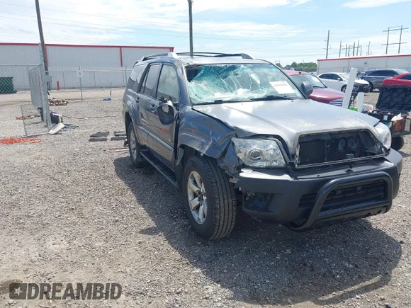 ✅ 2007 Toyota 4Runner Limited • VIN: JTEZU17R270095172 • Lot: 44904785. Wystawiony na IAAI z przebiegiem 263 357 mil. Bezpłatny archiwum sprzedaży aukcyjnych z USA i szczegółowy raport historii pojazdu na DreamBid. Zdjęcie 1.