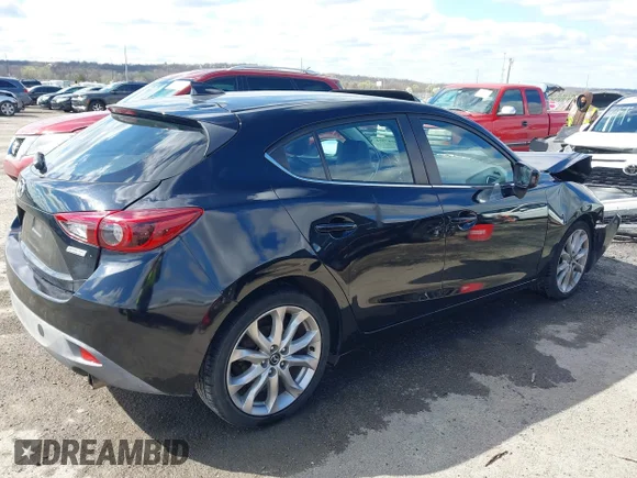✅ 2015 Mazda 3 S Grand Touring • VIN: JM1BM1M35F1270710 • Лот: 44587572. Опубліковано раніше на IAAI з пробігом 110 019 миль. Безкоштовний доступ до архіву аукціонних продажів зі США та докладний звіт про історію автомобіля на DreamBid. Зображення 4.