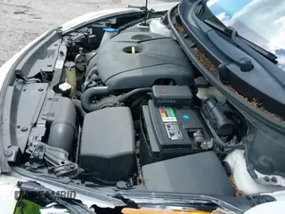 ✅ 2013 Hyundai Elantra • VIN: KMHD35LE2DU022637 • Lot: 42272686. Listed on IAAI with 110,408 mi. Free auction sales archive from the USA and detailed vehicle history report at DreamBid. Image 20.