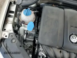 ✅ 2013 Volkswagen Jetta SEL • VIN: 3VWLX7AJ5DM303803 • Лот: 84479944. Опубликован ранее на Copart с пробегом 117 174 миль. Бесплатный доступ к архиву аукционных продаж из США и подробный отчёт об истории автомобиля на DreamBid. Изображение 16.