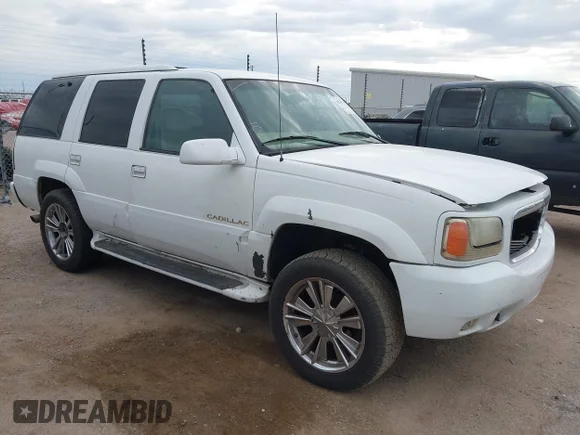 ✅ 2000 Cadillac Escalade • VIN: 1GYEK13R0YR152720 • Лот: 43358710. Опубликован ранее на IAAI с пробегом 165 636 миль. Бесплатный доступ к архиву аукционных продаж из США и подробный отчёт об истории автомобиля на DreamBid. Изображение 1.