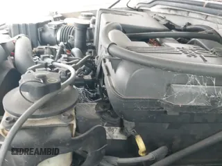 ✅ 2002 Ford Explorer XLT • VIN: 1FMZU63K32UD23218 • Lot: 41970394. Wystawiony na IAAI z przebiegiem 219 628 mil. Bezpłatny archiwum sprzedaży aukcyjnych z USA i szczegółowy raport historii pojazdu na DreamBid. Zdjęcie 12.