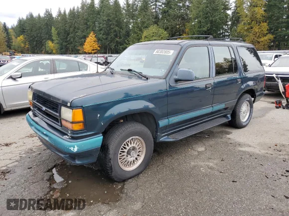 ✅ 1994 Ford Explorer Eddie Bauer • VIN: 1FMDU34X0RUE67368 • Lot: 90382805. Listed on Copart with 139,500 mi. Free auction sales archive from the USA and detailed vehicle history report at DreamBid. Image 1.