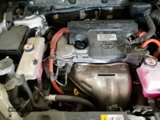 ✅ 2017 Toyota RAV4 Limited • VIN: JTMDJREVXHD095470 • Lot: 90725735. Wystawiony na Copart z przebiegiem 120 223 mil. Bezpłatny archiwum sprzedaży aukcyjnych z USA i szczegółowy raport historii pojazdu na DreamBid. Zdjęcie 15.