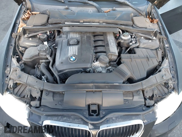 ✅ 2011 BMW 3 Series 328i • VIN: WBADW7C52BE542817 • Lot: 44704290. Wystawiony na IAAI z przebiegiem 129 602 mil. Bezpłatny archiwum sprzedaży aukcyjnych z USA i szczegółowy raport historii pojazdu na DreamBid. Zdjęcie 10.