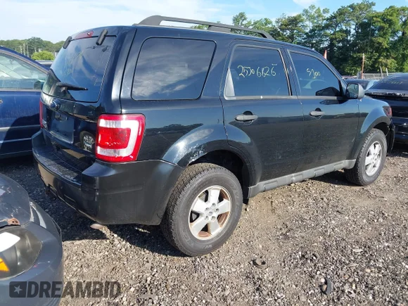 ✅ 2010 Ford Escape XLT • VIN: 1FMCU9DG2AKB64946 • Lot: 42629846. Listed on IAAI with Not provided. Free auction sales archive from the USA and detailed vehicle history report at DreamBid. Image 4.