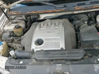 ✅ 2004 Kia Sedona LX • VIN: KNDUP131746540794 • Lot: 42241413. Listed on IAAI with 166,492 mi. Free auction sales archive from the USA and detailed vehicle history report at DreamBid. Image 15.