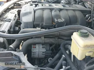 ✅ 2012 Volkswagen Touareg Sport • VIN: WVGEF9BPXCD011020 • Lot: 42000763. Wystawiony na IAAI z przebiegiem 143 470 mil. Bezpłatny archiwum sprzedaży aukcyjnych z USA i szczegółowy raport historii pojazdu na DreamBid. Zdjęcie 20.