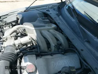 ✅ 2000 Jaguar S-Type V6 • VIN: SAJDA01C8YFL38313 • Lot: 42540949. Wystawiony na IAAI z przebiegiem 120 177 mil. Bezpłatny archiwum sprzedaży aukcyjnych z USA i szczegółowy raport historii pojazdu na DreamBid. Zdjęcie 12.