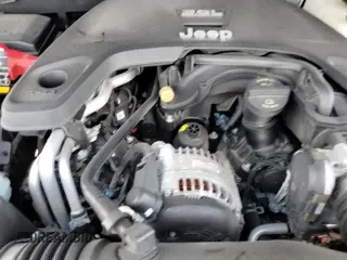 ✅ 2021 Jeep Gladiator High Altitude • VIN: 1C6HJTFGXML609601 • Lot: 80745145. Listed on Copart with 41,267 mi. Free auction sales archive from the USA and detailed vehicle history report at DreamBid. Image 15.