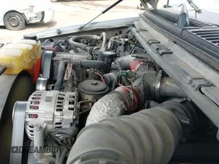 ✅ 2000 Ford F-250 XL • VIN: 1FTNX21F8YEE19633 • Лот: 42894858. Опубликован ранее на IAAI с пробегом 223 900 миль. Бесплатный доступ к архиву аукционных продаж из США и подробный отчёт об истории автомобиля на DreamBid. Изображение 19.