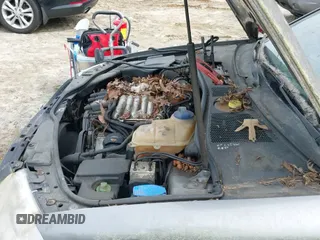 ✅ 2001 Volkswagen Passat • VIN: WVWVH63B61E310477 • Лот: 42107133. Опубликован ранее на IAAI с пробегом 141 909 миль. Бесплатный доступ к архиву аукционных продаж из США и подробный отчёт об истории автомобиля на DreamBid. Изображение 19.