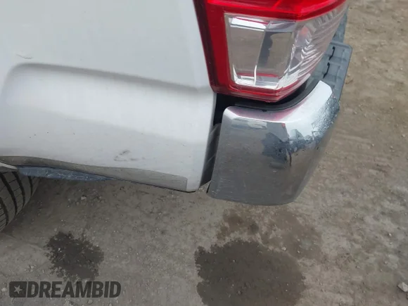 ✅ 2017 Toyota Tacoma TRD Sport • VIN: 5TFAZ5CN2HX029582 • Lot: 44994273. Wystawiony na IAAI z przebiegiem 117 087 mil. Bezpłatny archiwum sprzedaży aukcyjnych z USA i szczegółowy raport historii pojazdu na DreamBid. Zdjęcie 6.