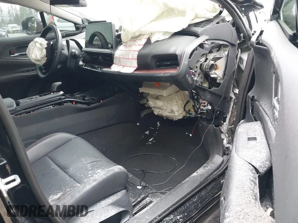 ✅ 2026 Toyota Prius SE • VIN: JTDACACU1T3058833 • Lot: 43512928. Wystawiony na IAAI z przebiegiem 1 885 mil. Bezpłatny archiwum sprzedaży aukcyjnych z USA i szczegółowy raport historii pojazdu na DreamBid. Zdjęcie 5.
