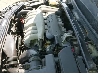 ✅ 2001 Volvo S80 • VIN: YV1TS94DX11153905 • Lot: 42104521. Wystawiony na IAAI z przebiegiem 130 049 mil. Bezpłatny archiwum sprzedaży aukcyjnych z USA i szczegółowy raport historii pojazdu na DreamBid. Zdjęcie 13.