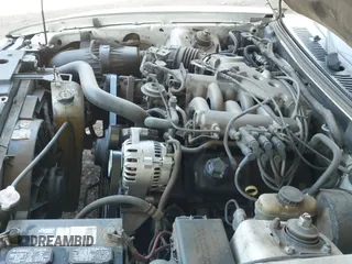 ✅ 2001 Ford Mustang Deluxe • VIN: 1FAFP44491F229968 • Lot: 42304205. Wystawiony na IAAI z przebiegiem 180 951 mil. Bezpłatny archiwum sprzedaży aukcyjnych z USA i szczegółowy raport historii pojazdu na DreamBid. Zdjęcie 20.