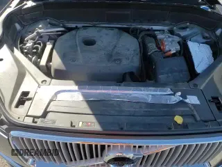 ✅ 2017 Volvo XC90 Inscription • VIN: YV4BC0PL7H1183223 • Lot: 51865325. Listed on Copart with 109,096 mi. Free auction sales archive from the USA and detailed vehicle history report at DreamBid. Image 14.