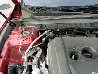 ✅ 2024 Mazda CX-50 S Premium • VIN: 7MMVABDM6RN165174 • Lot: 90107675. Wystawiony na Copart z przebiegiem 17 166 mil. Bezpłatny archiwum sprzedaży aukcyjnych z USA i szczegółowy raport historii pojazdu na DreamBid. Zdjęcie 15.