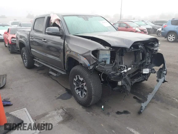 ✅ 2022 Toyota Tacoma SR5 • VIN: 3TMAZ5CN0NM179921 • Lot: 44545784. Wystawiony na IAAI z przebiegiem 21 773 mil. Bezpłatny archiwum sprzedaży aukcyjnych z USA i szczegółowy raport historii pojazdu na DreamBid. Zdjęcie 1.