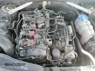 ✅ 2017 Audi A4 Premium • VIN: WAUDNAF49HN050801 • Лот: 84815265. Опубликован ранее на Copart с пробегом 102 537 миль. Бесплатный доступ к архиву аукционных продаж из США и подробный отчёт об истории автомобиля на DreamBid. Изображение 16.