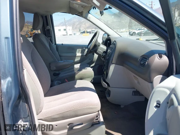 ✅ 2007 Dodge Caravan SXT • VIN: 1D4GP45R27B160438 • Лот: 43006631. Опубліковано раніше на IAAI з пробігом 169 204 миль. Безкоштовний доступ до архіву аукціонних продажів зі США та докладний звіт про історію автомобіля на DreamBid. Зображення 5.