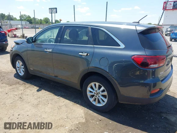 ✅ 2020 Kia Sorento LX • VIN: 5XYPGDA5XLG608151 • Lot: 45022595. Listed on IAAI with 108,347 mi. Free auction sales archive from the USA and detailed vehicle history report at DreamBid. Image 3.