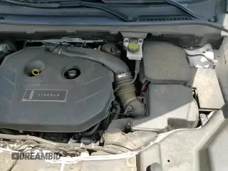 ✅ 2019 Lincoln MKC Reserve • VIN: 5LMTJ3DH2KUL01580 • Lot: 61611195. Wystawiony na Copart z przebiegiem 64 553 mil. Bezpłatny archiwum sprzedaży aukcyjnych z USA i szczegółowy raport historii pojazdu na DreamBid. Zdjęcie 16.