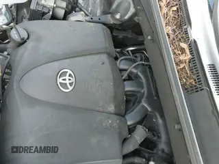 ✅ 2019 Toyota Highlander SE • VIN: 5TDJZRFHXKS578439 • Lot: 43010766. Listed on IAAI with 91,825 mi. Free auction sales archive from the USA and detailed vehicle history report at DreamBid. Image 20.