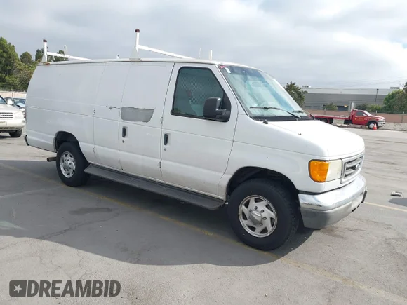✅ 2004 Ford E-350 • VIN: 1FTSS34S44HA84847 • Lot: 42875312. Listed on IAAI with 204,906 mi. Free auction sales archive from the USA and detailed vehicle history report at DreamBid. Image 1.
