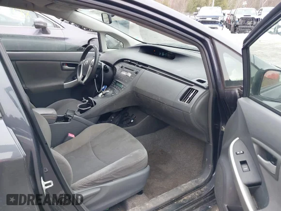 ✅ 2011 Toyota Prius II • VIN: JTDKN3DU8B1432728 • Lot: 44403195. Wystawiony na IAAI z przebiegiem 245 112 mil. Bezpłatny archiwum sprzedaży aukcyjnych z USA i szczegółowy raport historii pojazdu na DreamBid. Zdjęcie 5.
