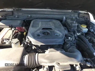 ✅ 2019 Jeep Wrangler Unlimited Sahara • VIN: 1C4HJXEN4KW521106 • Lot: 86638745. Wystawiony na Copart z przebiegiem 110 996 mil. Bezpłatny archiwum sprzedaży aukcyjnych z USA i szczegółowy raport historii pojazdu na DreamBid. Zdjęcie 13.