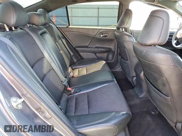 ✅ 2017 Honda Accord Sport • VIN: 1HGCR2F50HA143426 • Лот: 53229646. Опубліковано раніше на Copart з пробігом 164 851 миль. Безкоштовний доступ до архіву аукціонних продажів зі США та докладний звіт про історію автомобіля на DreamBid. Зображення 10.
