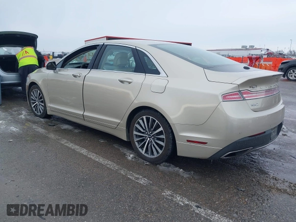 ✅ 2017 Lincoln MKZ Premiere • VIN: 3LN6L5B96HR653692 • Lot: 43805287. Wystawiony na IAAI z przebiegiem 102 430 mil. Bezpłatny archiwum sprzedaży aukcyjnych z USA i szczegółowy raport historii pojazdu na DreamBid. Zdjęcie 3.