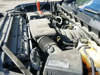 ✅ 2019 Chevrolet Silverado 1500 Custom • VIN: 3GCPYBEH4KG174749 • Lot: 43376004. Listed on IAAI with 122,463 mi. Free auction sales archive from the USA and detailed vehicle history report at DreamBid. Image 20.