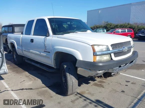 ✅ 2004 Chevrolet Silverado 2500HD LS • VIN: 1GCHC29U94E231404 • Lot: 44261769. Wystawiony na IAAI z przebiegiem 322 383 mil. Bezpłatny archiwum sprzedaży aukcyjnych z USA i szczegółowy raport historii pojazdu na DreamBid. Zdjęcie 1.