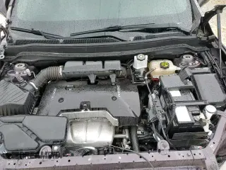 ✅ 2018 Buick Envision Preferred • VIN: LRBFXBSA4JD024236 • Lot: 83986205. Listed on Copart with 60,083 mi. Free auction sales archive from the USA and detailed vehicle history report at DreamBid. Image 16.