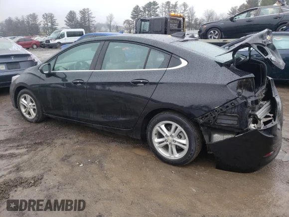✅ 2018 Chevrolet Cruze LT • VIN: 1G1BE5SM1J7138185 • Lot: 73314902. Wystawiony na Copart z przebiegiem 59 091 mil. Bezpłatny archiwum sprzedaży aukcyjnych z USA i szczegółowy raport historii pojazdu na DreamBid. Zdjęcie 2.