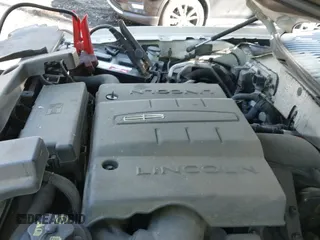 ✅ 2008 Lincoln Navigator • VIN: 5LMFL27538LJ08193 • Лот: 43783026. Опубликован ранее на IAAI с пробегом 229 083 миль. Бесплатный доступ к архиву аукционных продаж из США и подробный отчёт об истории автомобиля на DreamBid. Изображение 13.