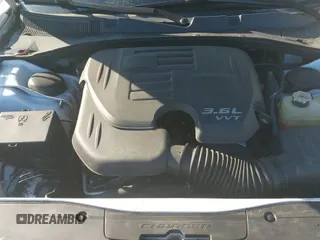 ✅ 2019 Dodge Charger GT • VIN: 2C3CDXHG3KH562098 • Lot: 43589985. Wystawiony na IAAI z przebiegiem 80 791 mil. Bezpłatny archiwum sprzedaży aukcyjnych z USA i szczegółowy raport historii pojazdu na DreamBid. Zdjęcie 18.