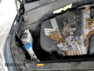 2017 Hyundai Santa Fe SE с VIN KM8SN4HF0HU211676, выставлен на аукционе Copart как лот 87249485 с пробегом 68 492 миль миль и Списание • Salvage title. История ставок и продаж доступна на DreamBid. Изображение 14.