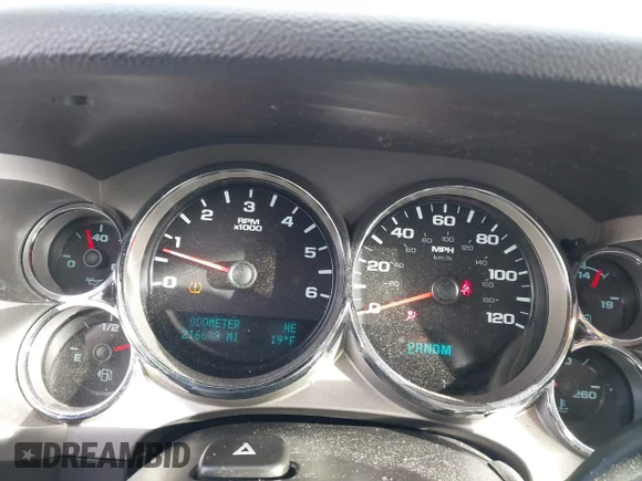 ✅ 2012 Chevrolet Silverado 1500 LT • VIN: 3GCPKSE78CG185313 • Lot: 44058623. Wystawiony na IAAI z przebiegiem 216 683 mil. Bezpłatny archiwum sprzedaży aukcyjnych z USA i szczegółowy raport historii pojazdu na DreamBid. Zdjęcie 7.
